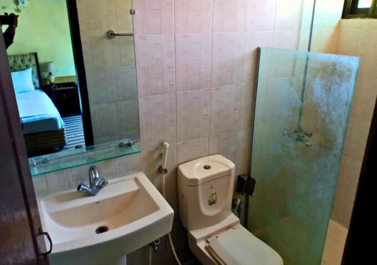 New Islamabad Hotel Eksteriør bilde