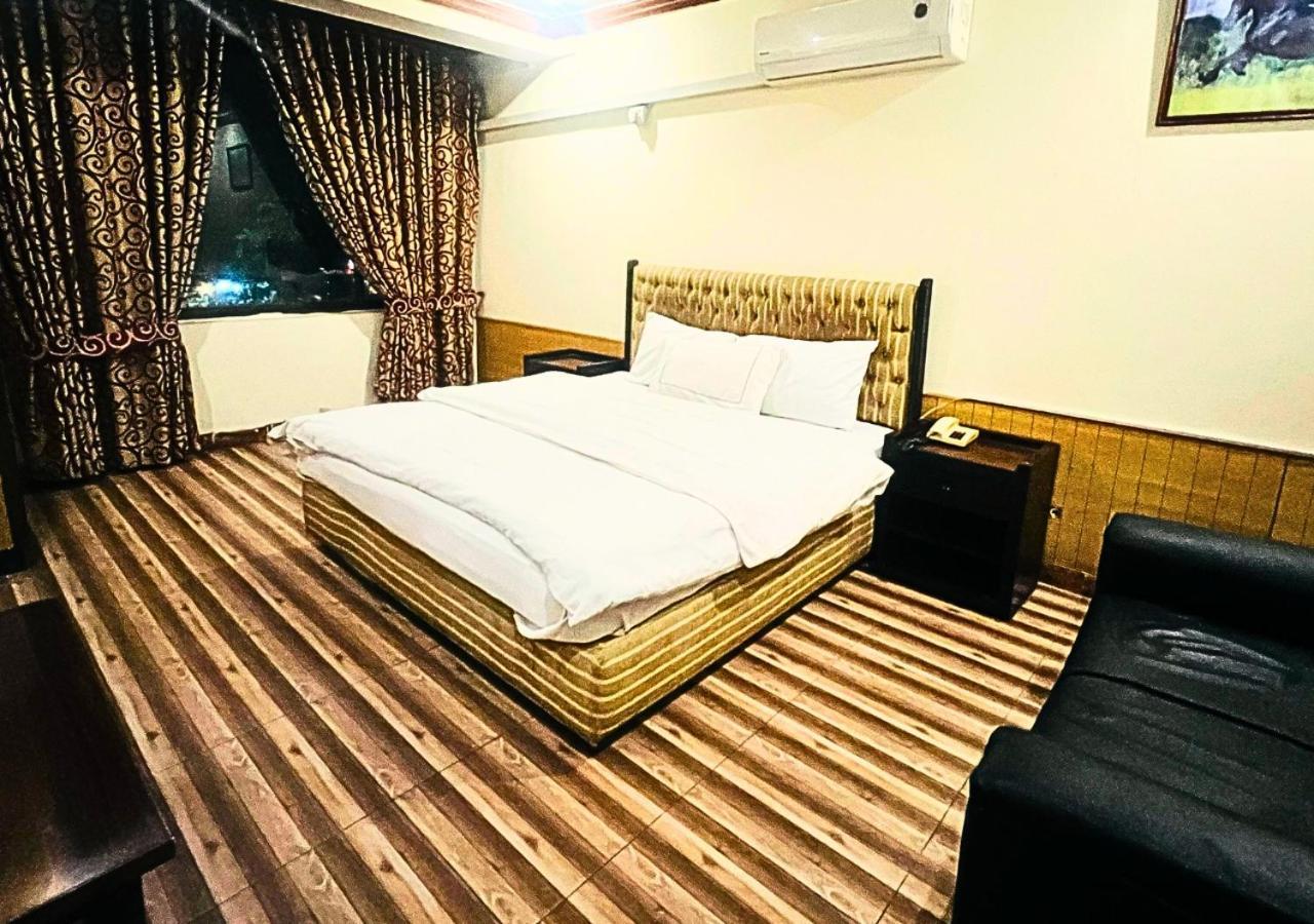 New Islamabad Hotel Eksteriør bilde